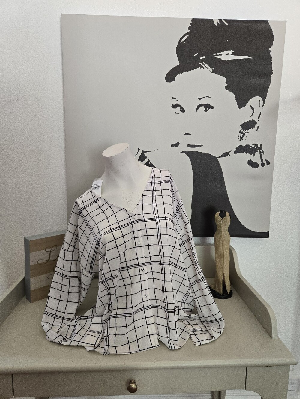 NWT All In Favor Women's White & Black Windowpane Button-Front Top Size Large